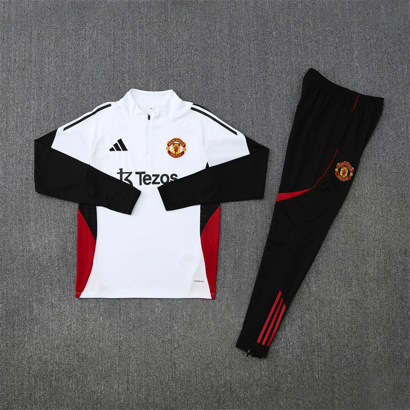 25/26 Manchester United White Tracksuit
