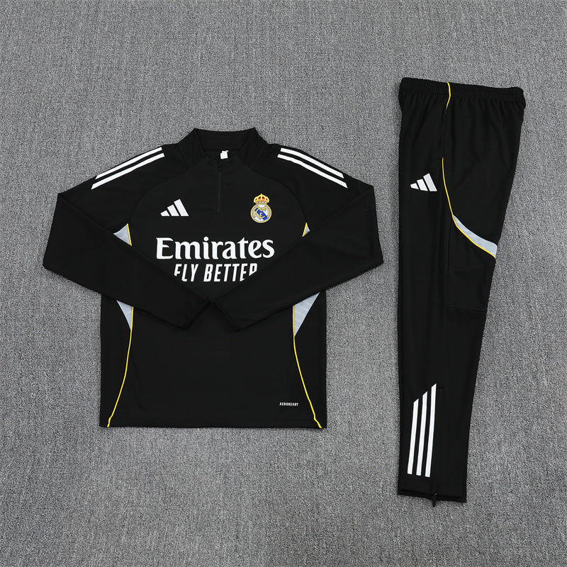 25/26 Real Madrid Black Tracksuit
