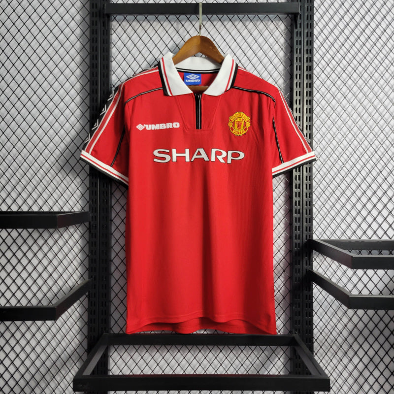 Manchester United 1998-1999 Home Kit